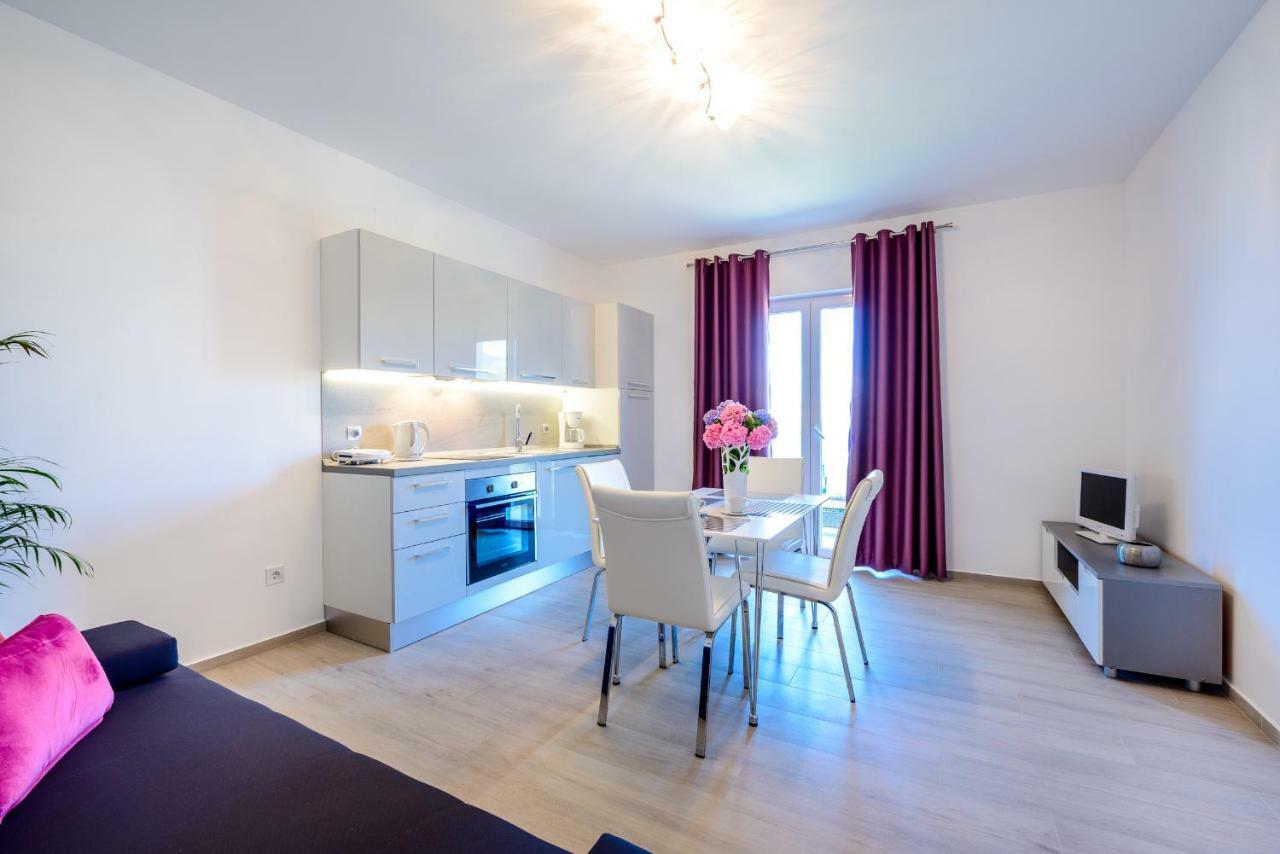 Niki 2 Apartment