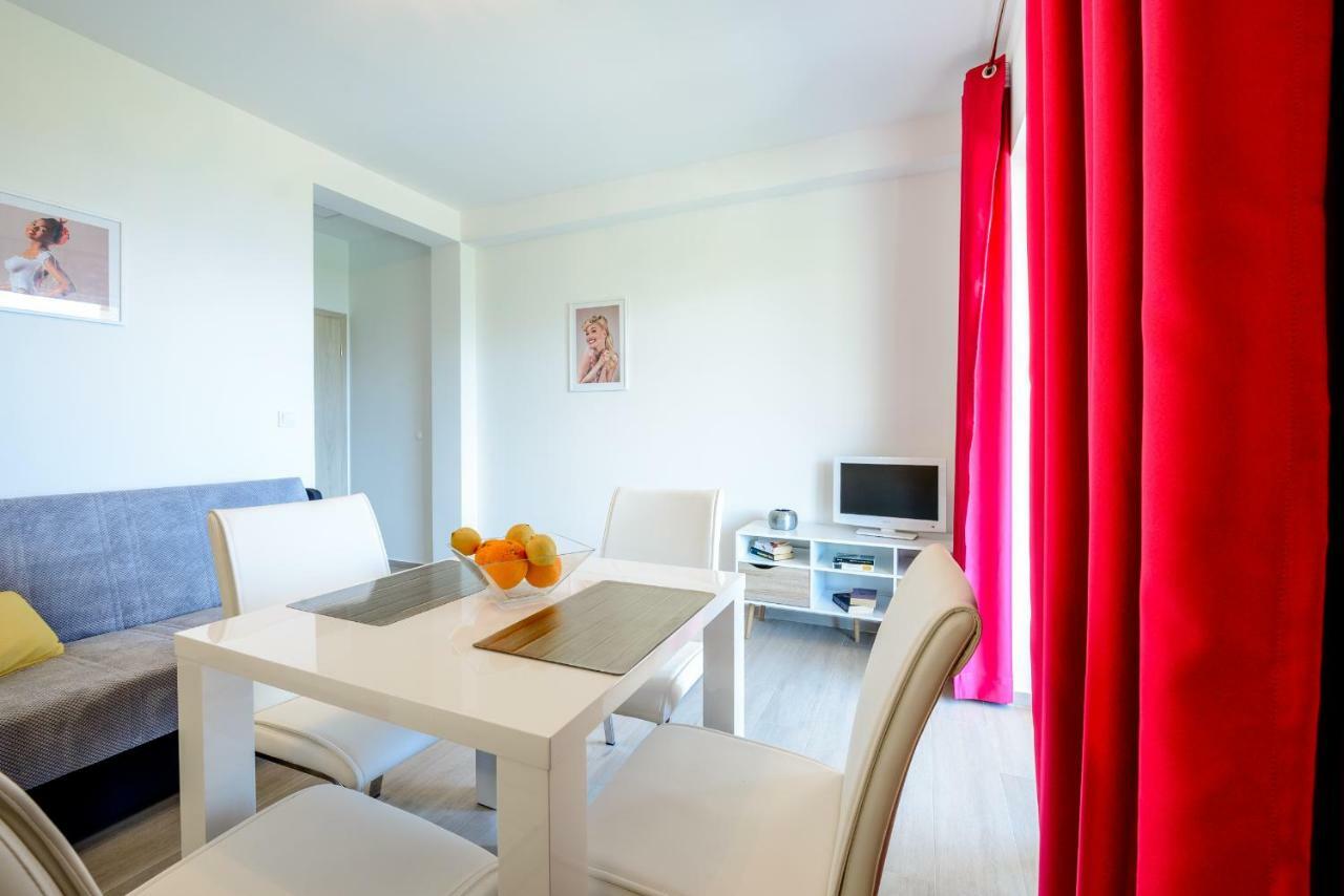 Niki 2 Apartment
